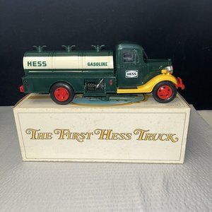 Vintage Hess Truck First Hess Truck Toy Bank 1985 In Original Box Inserts